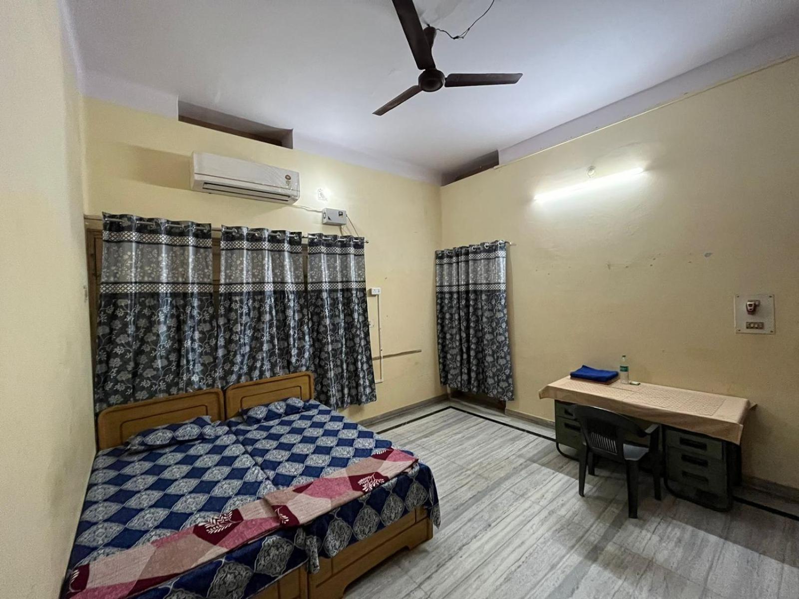 Vishwa Deva Homestay Varanasi Dış mekan fotoğraf