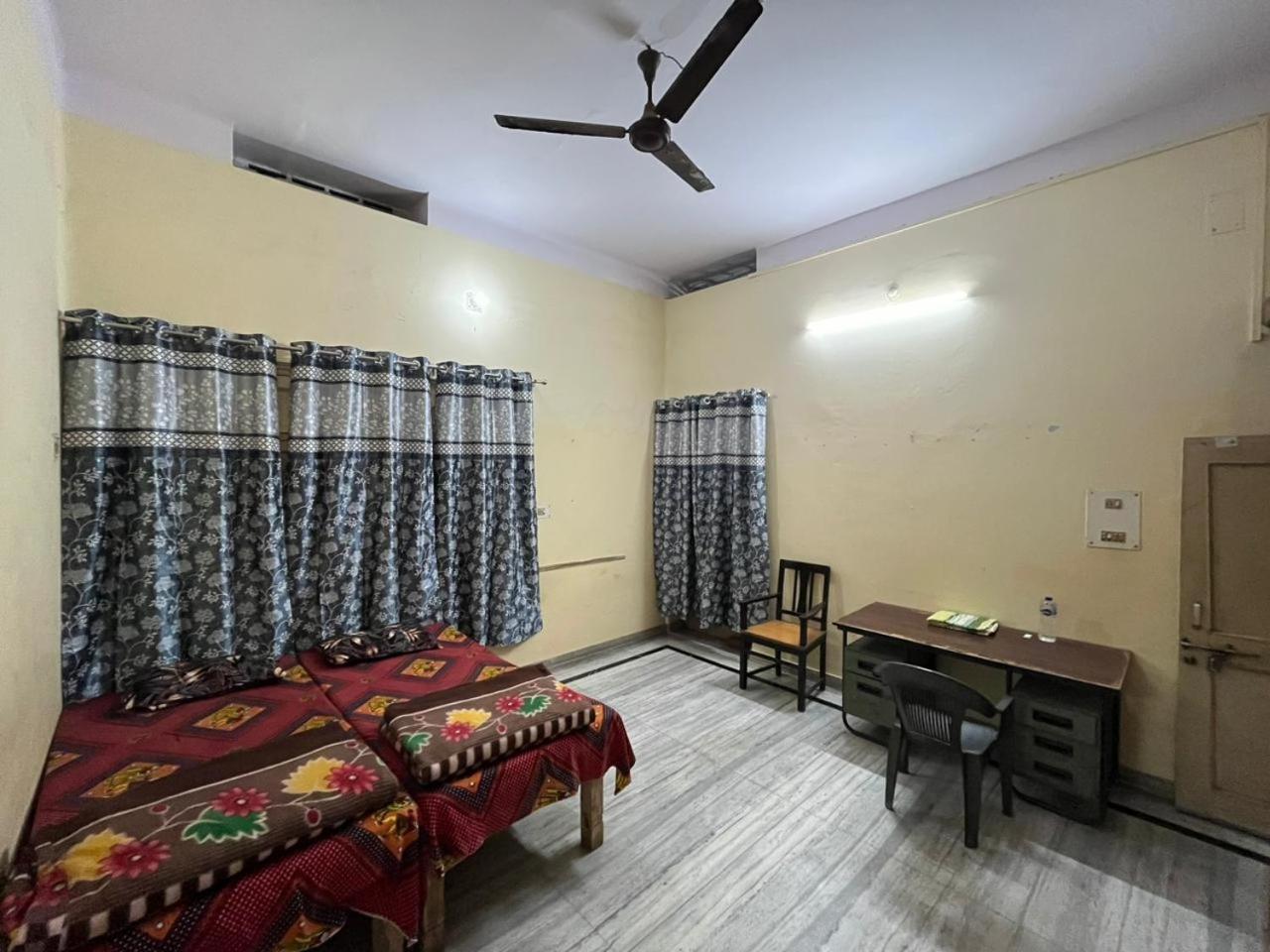 Vishwa Deva Homestay Varanasi Dış mekan fotoğraf